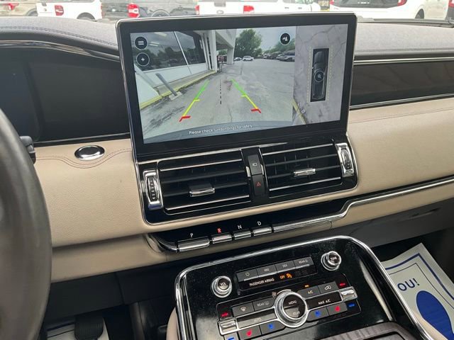 Used 2024 Lincoln Navigator L Reserve AWD/4WD image 6