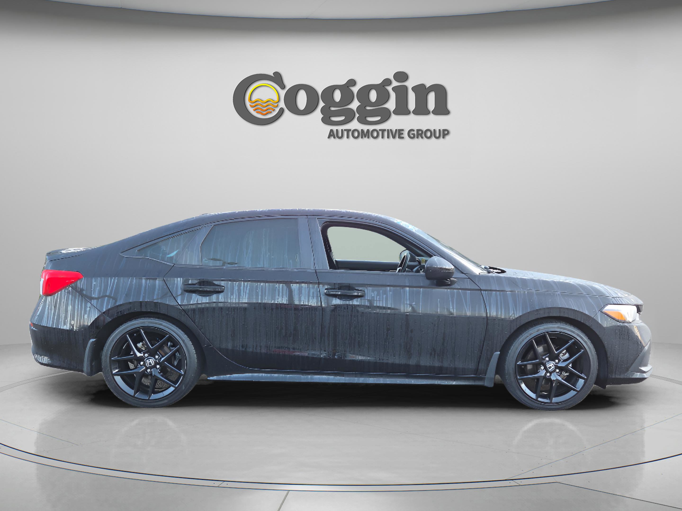 Used 2023 Honda Civic Sport image 6