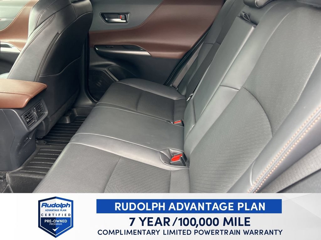 Used 2024 Toyota Venza AWD/4WD image 25