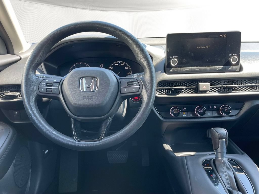 Used 2023 Honda HR-V LX image 11