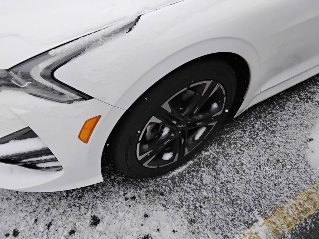 Used 2022 Kia K5 GT-Line w/ GT-Line Awd Premium Package image 12