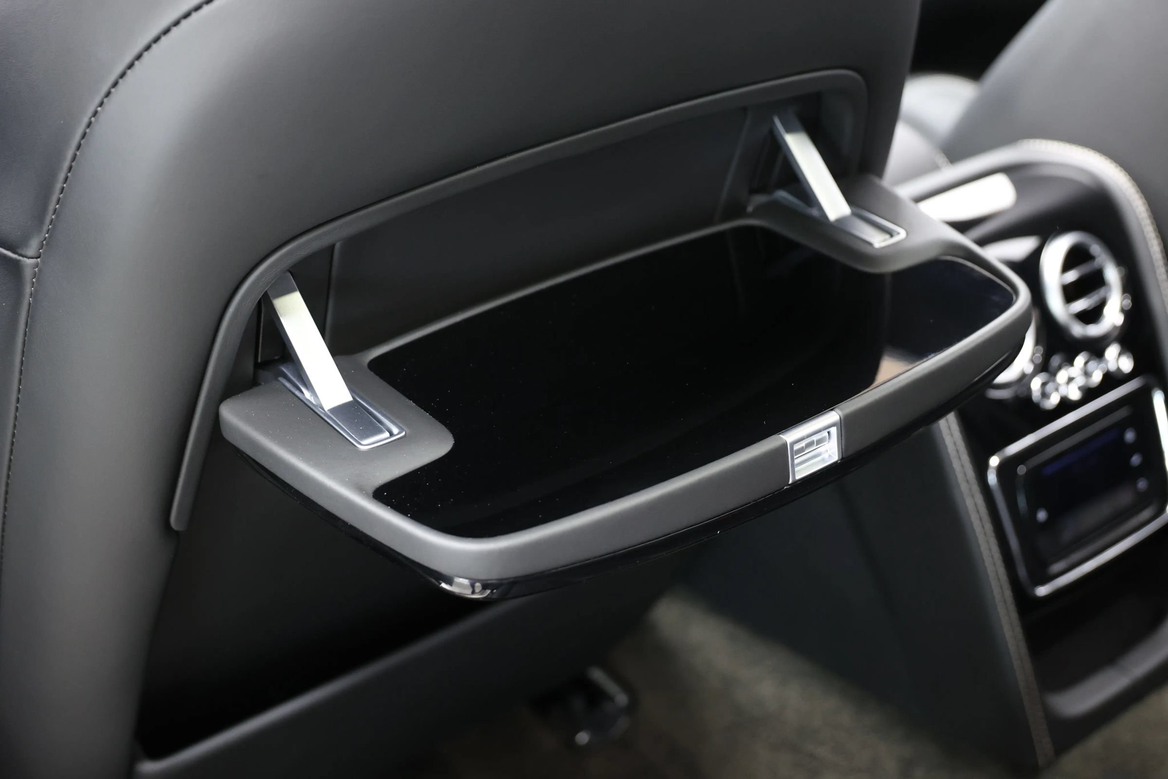 Used 2015 Bentley Flying Spur V8 AWD/4WD image 52