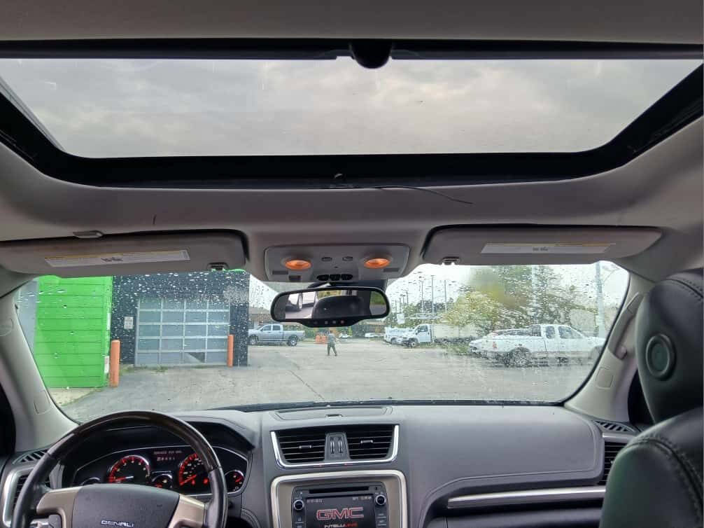 Used 2014 GMC Acadia Denali image 10