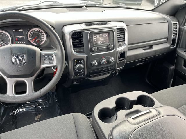 Used 2024 RAM 1500 Warlock AWD/4WD image 17