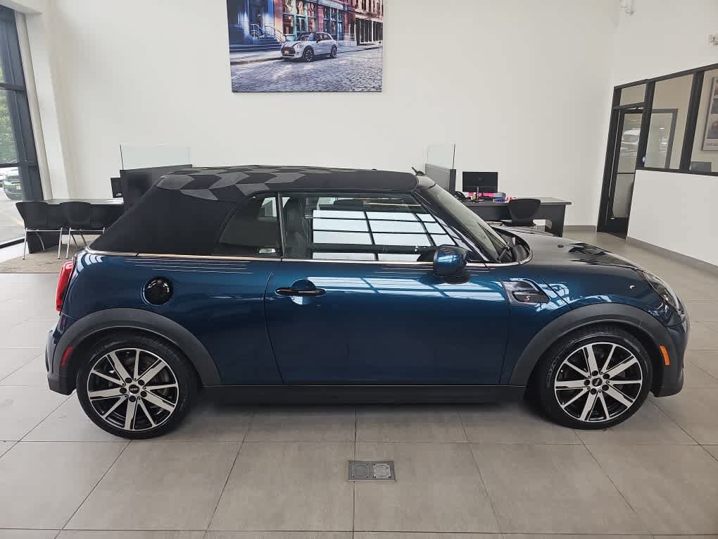 Used 2022 MINI Cooper S w/ Sidewalk Package FWD image 7