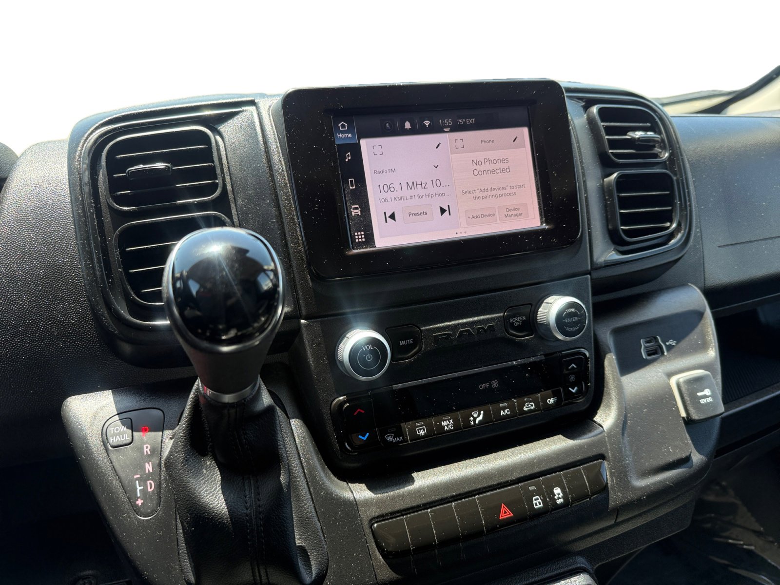 Used 2023 RAM ProMaster 2500 FWD image 12