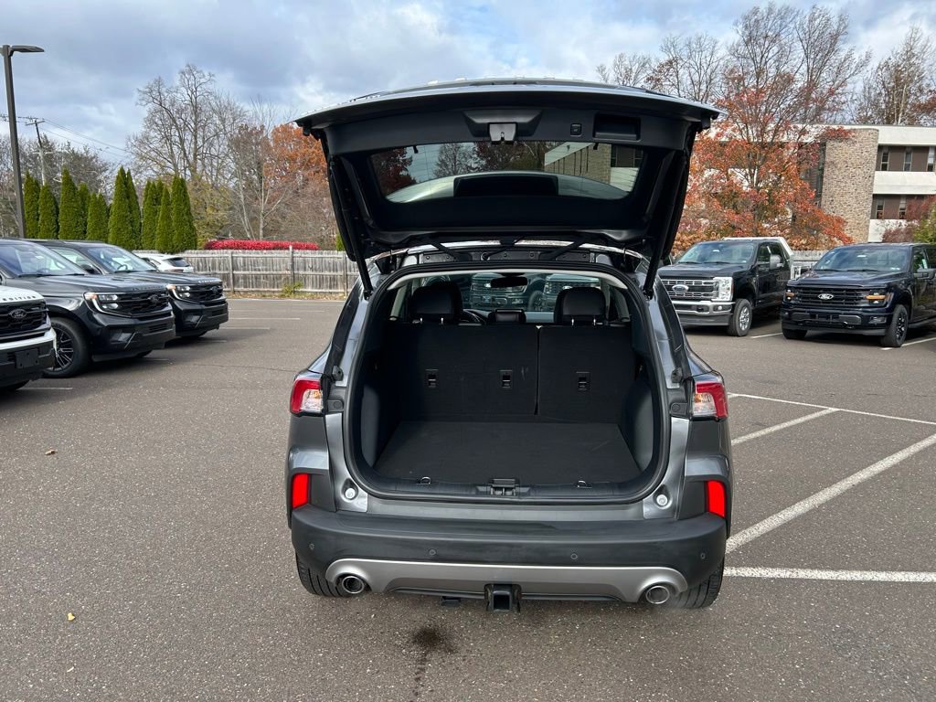 Certified 2022 Ford Escape Titanium w/ Titanium Elite Package image 9