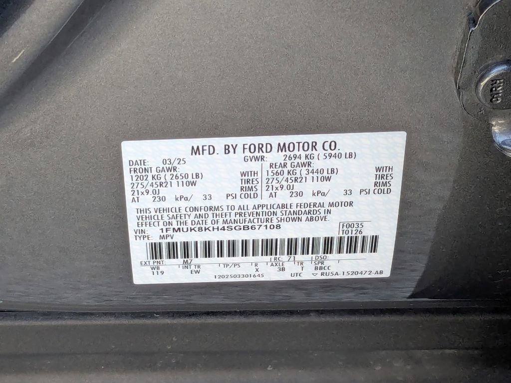 Used 2025 Ford Explorer ST-Line w/ ST-Line Street Pack image 35