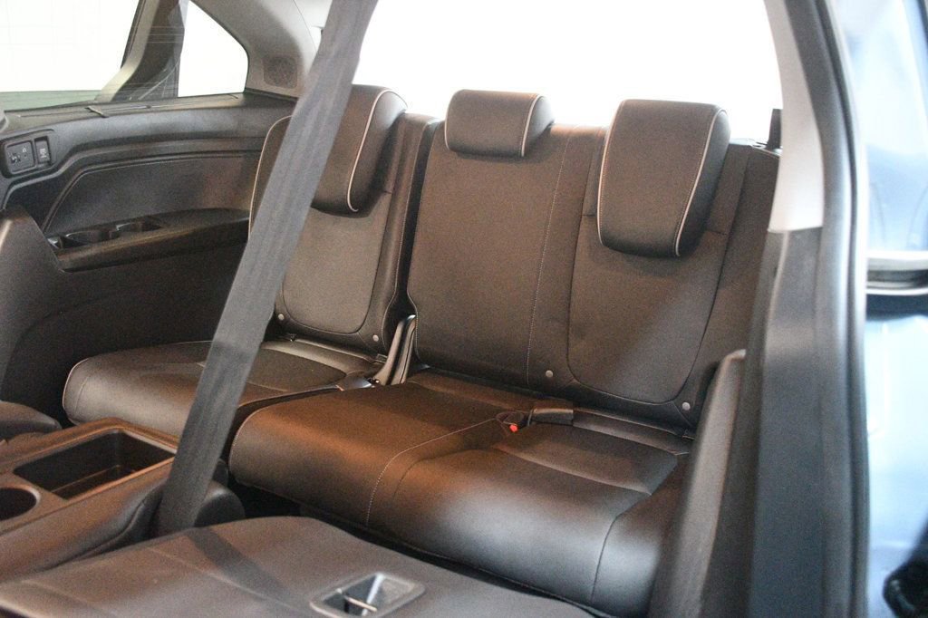 Used 2024 Honda Odyssey Elite image 39