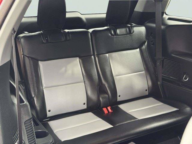Used 2024 Ford Explorer XLT w/ Equipment Group 202A RWD image 55