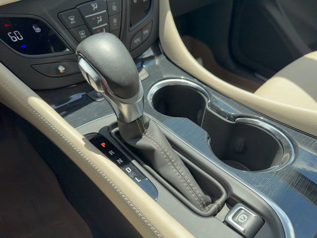 Used 2018 Buick Envision Essence FWD image 24