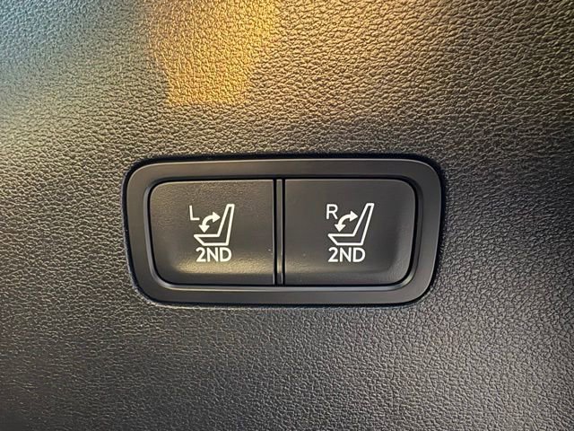 Used 2025 Hyundai Santa Fe Calligraphy image 18