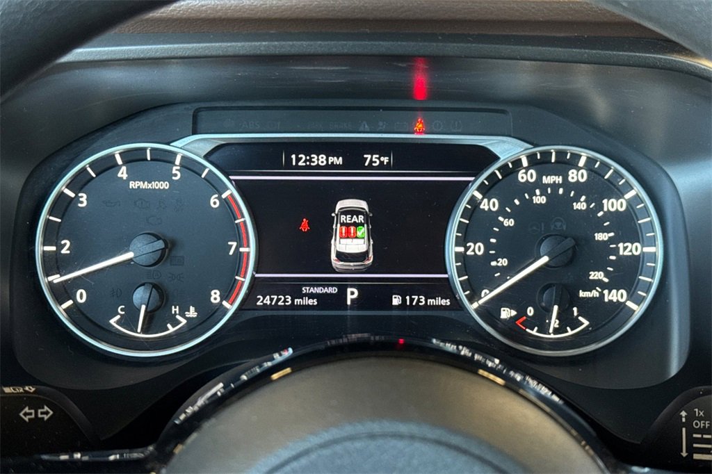 Used 2023 Nissan Rogue SV image 29