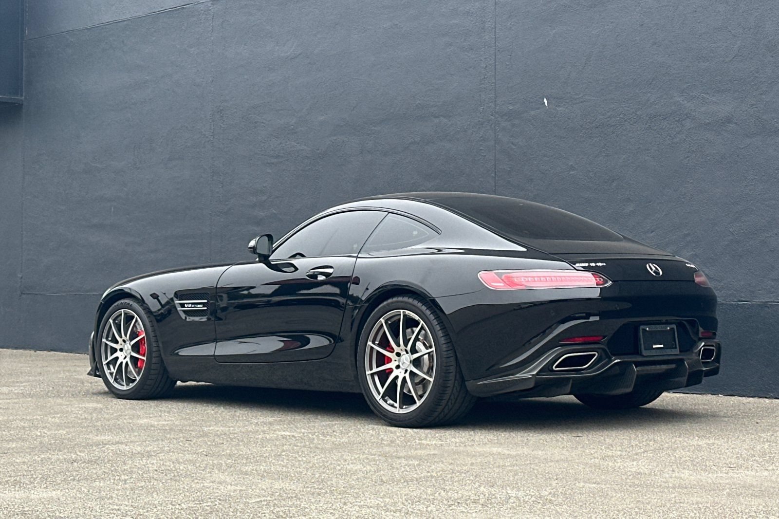Used 2016 Mercedes-Benz AMG GT S image 5