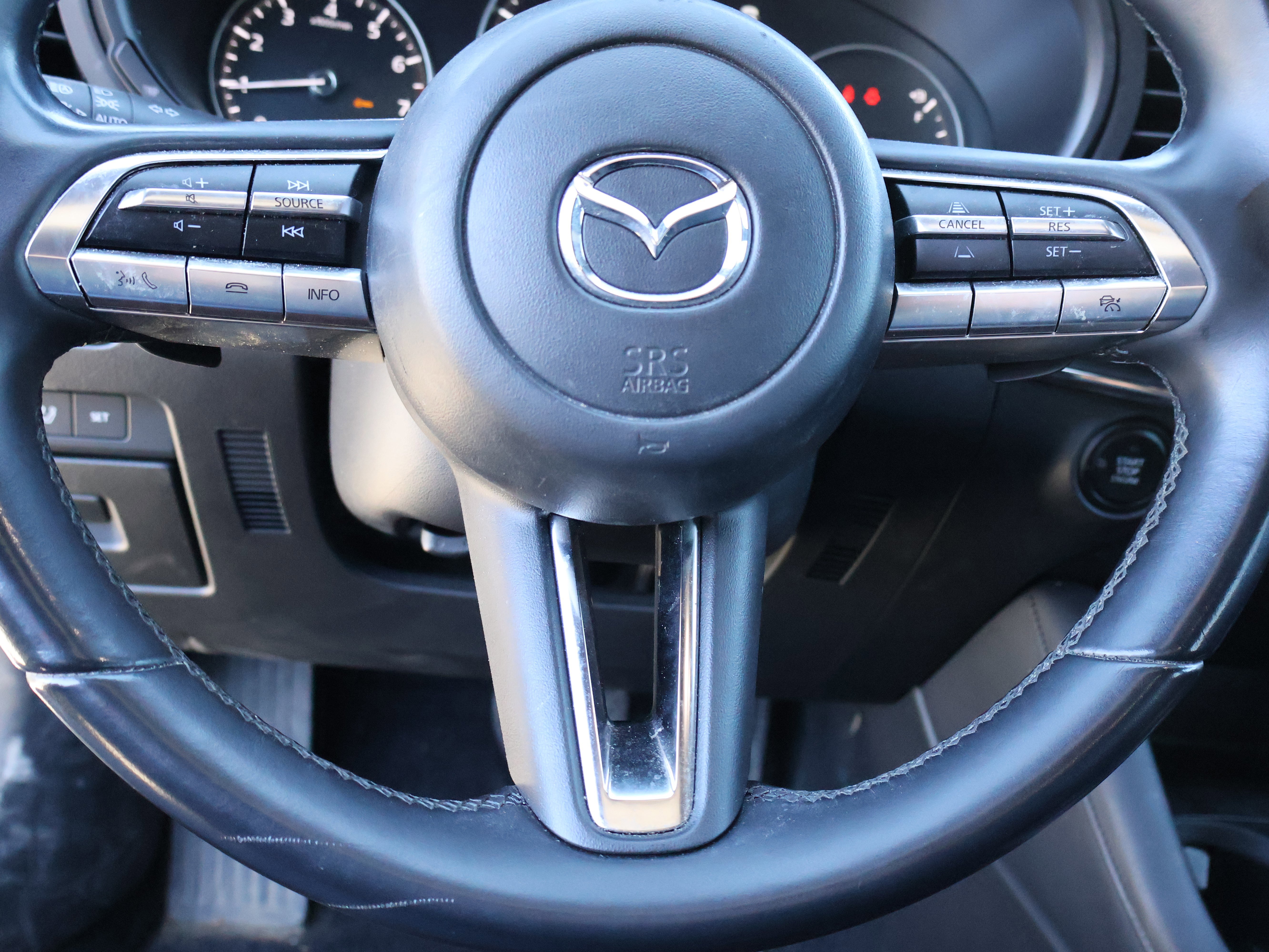 Used 2023 MAZDA MAZDA3 s image 28