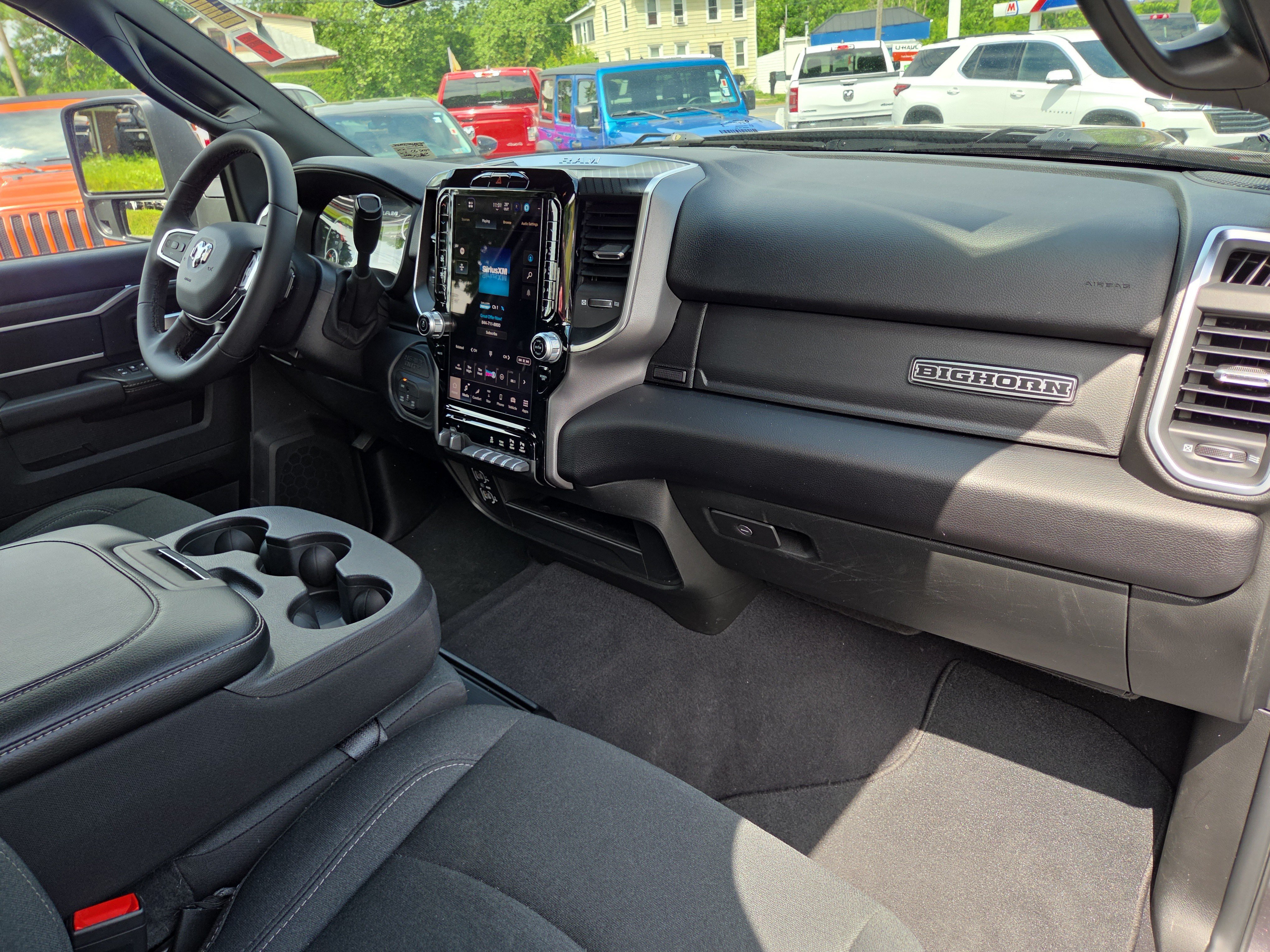 Certified 2025 RAM 2500 Big Horn AWD/4WD image 19