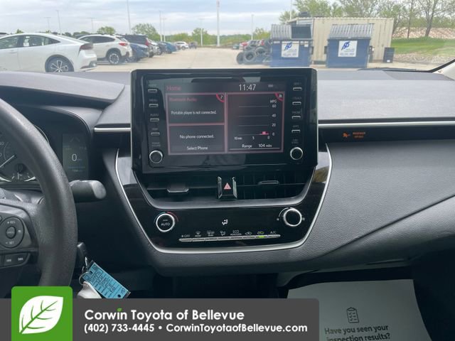Used 2020 Toyota Corolla LE FWD image 11
