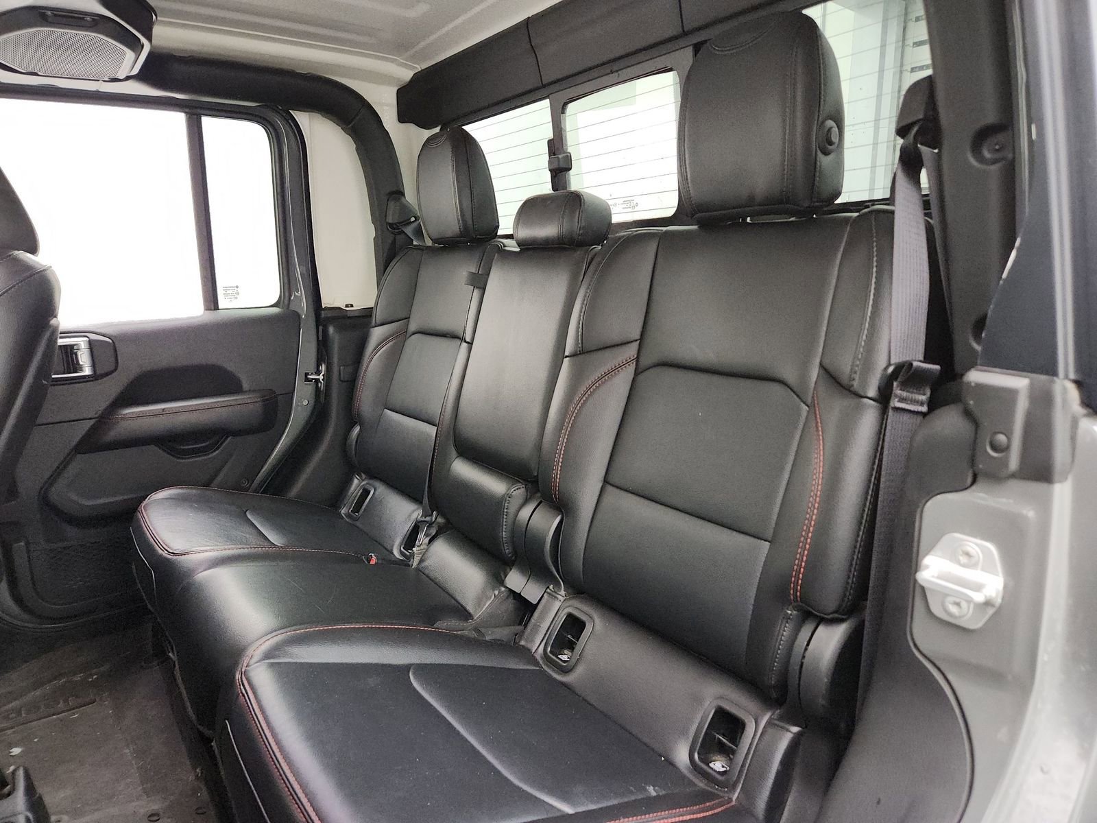 Used 2022 Jeep Gladiator Rubicon w/ Cold Weather Group image 21