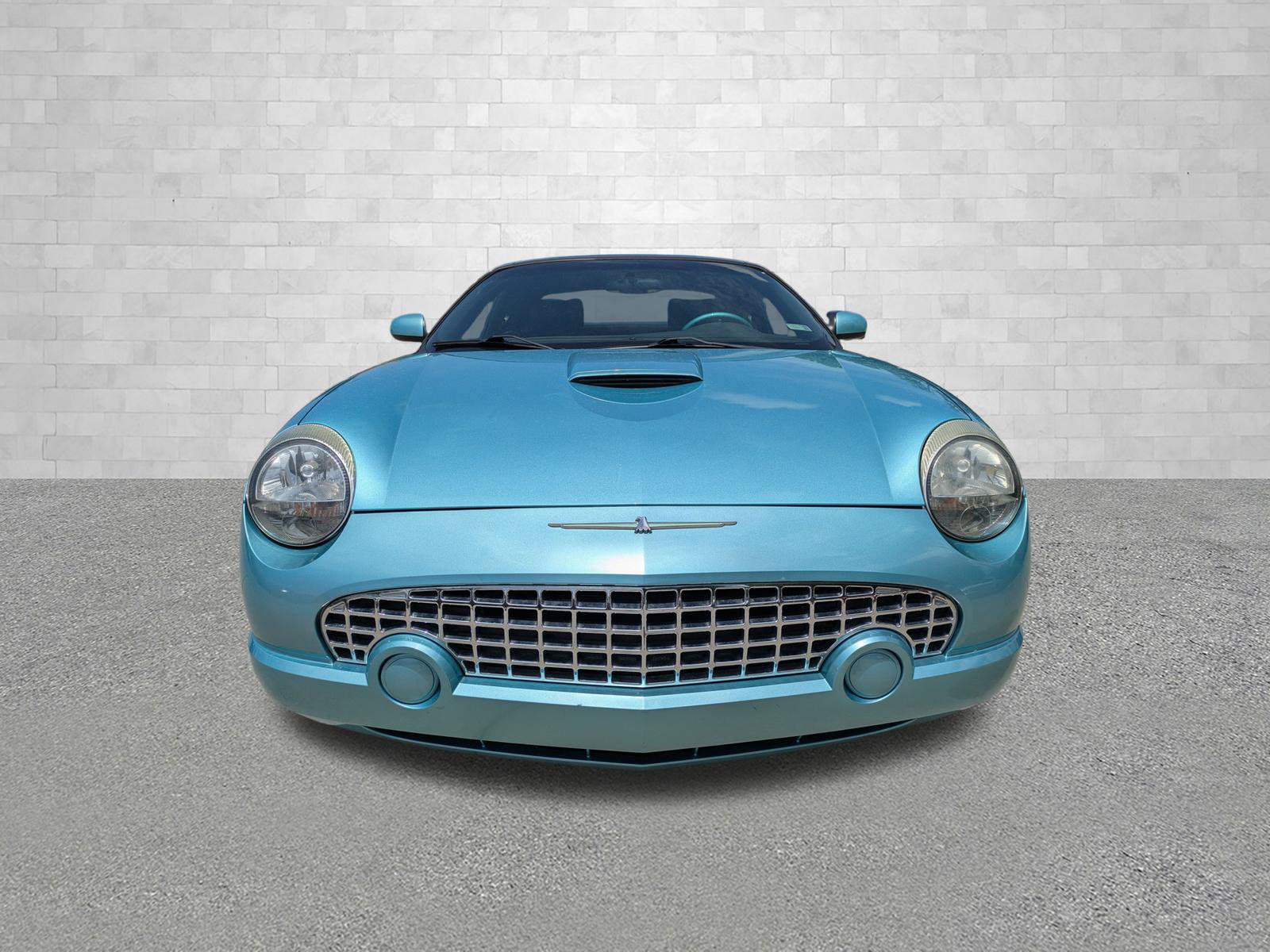Used 2002 Ford Thunderbird RWD image 6