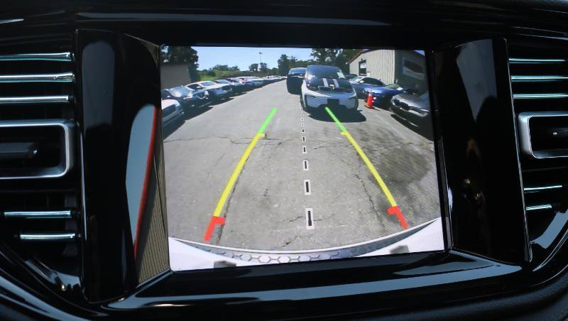 Used 2022 Dodge Durango SXT w/ Blacktop Package AWD/4WD image 16