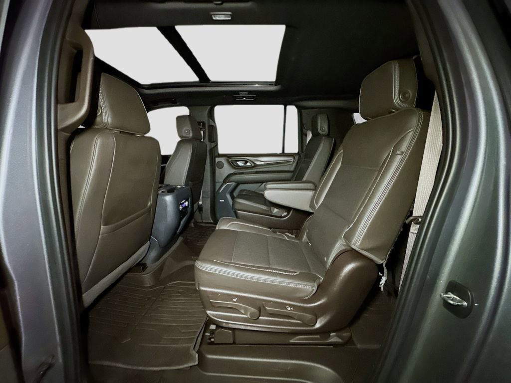 Used 2022 GMC Yukon XL Denali AWD/4WD image 29