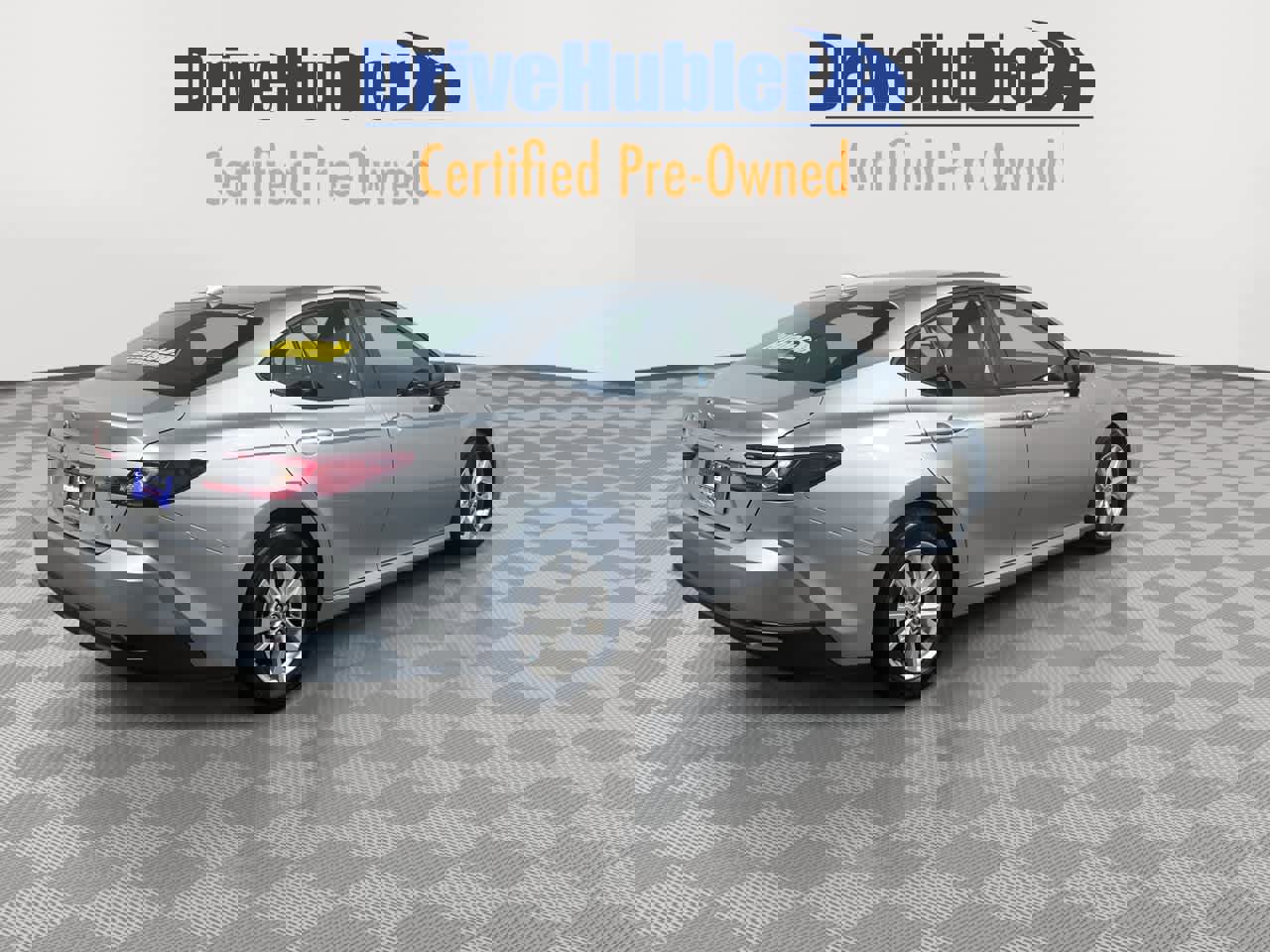 Used 2025 Toyota Camry LE image 6