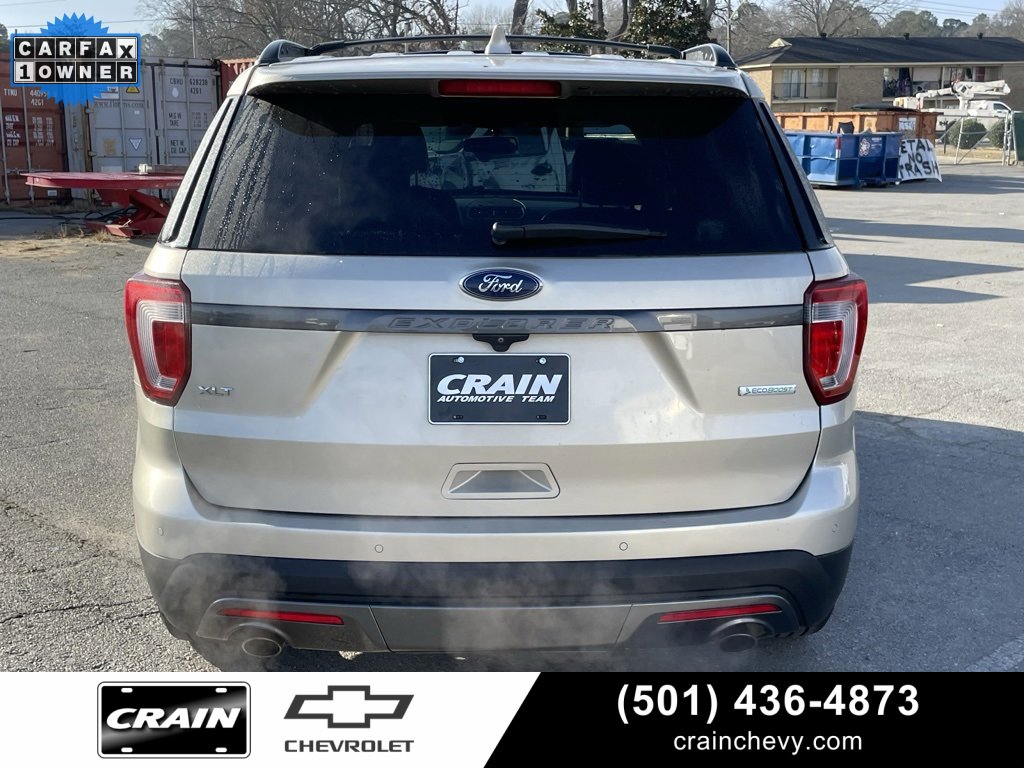 Used 2017 Ford Explorer XLT w/ Equipment Group 202A image 6