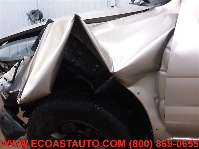 Used 1998 Nissan Pathfinder SE AWD/4WD image 24