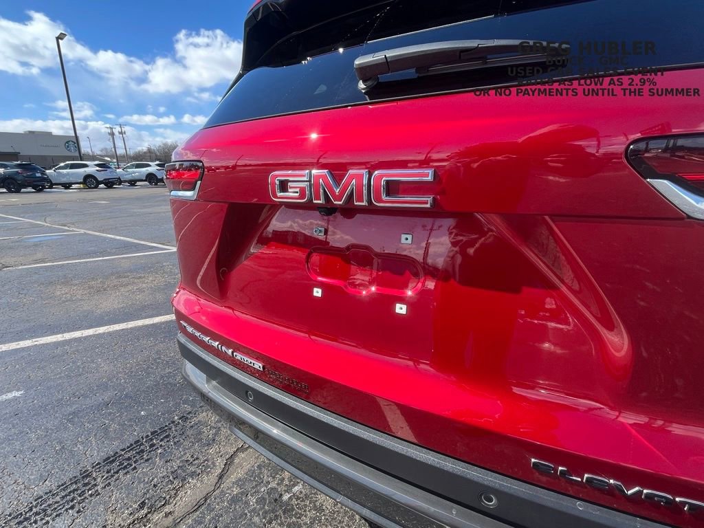 Used 2025 GMC Terrain Elevation w/ Elevation Premium Package image 8