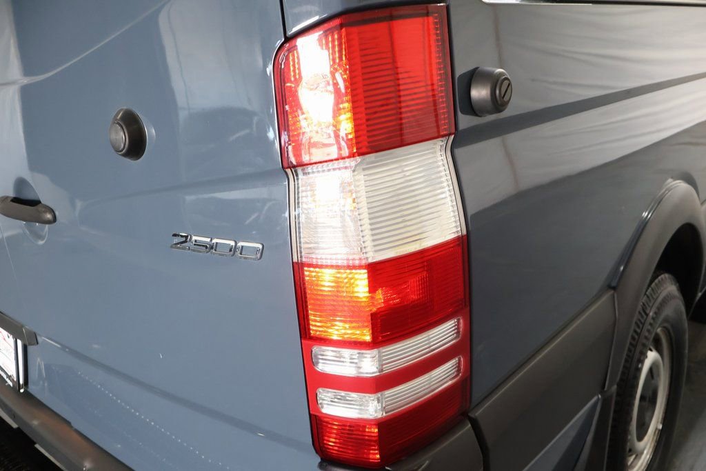 Used 2018 Mercedes-Benz Sprinter 2500 image 26