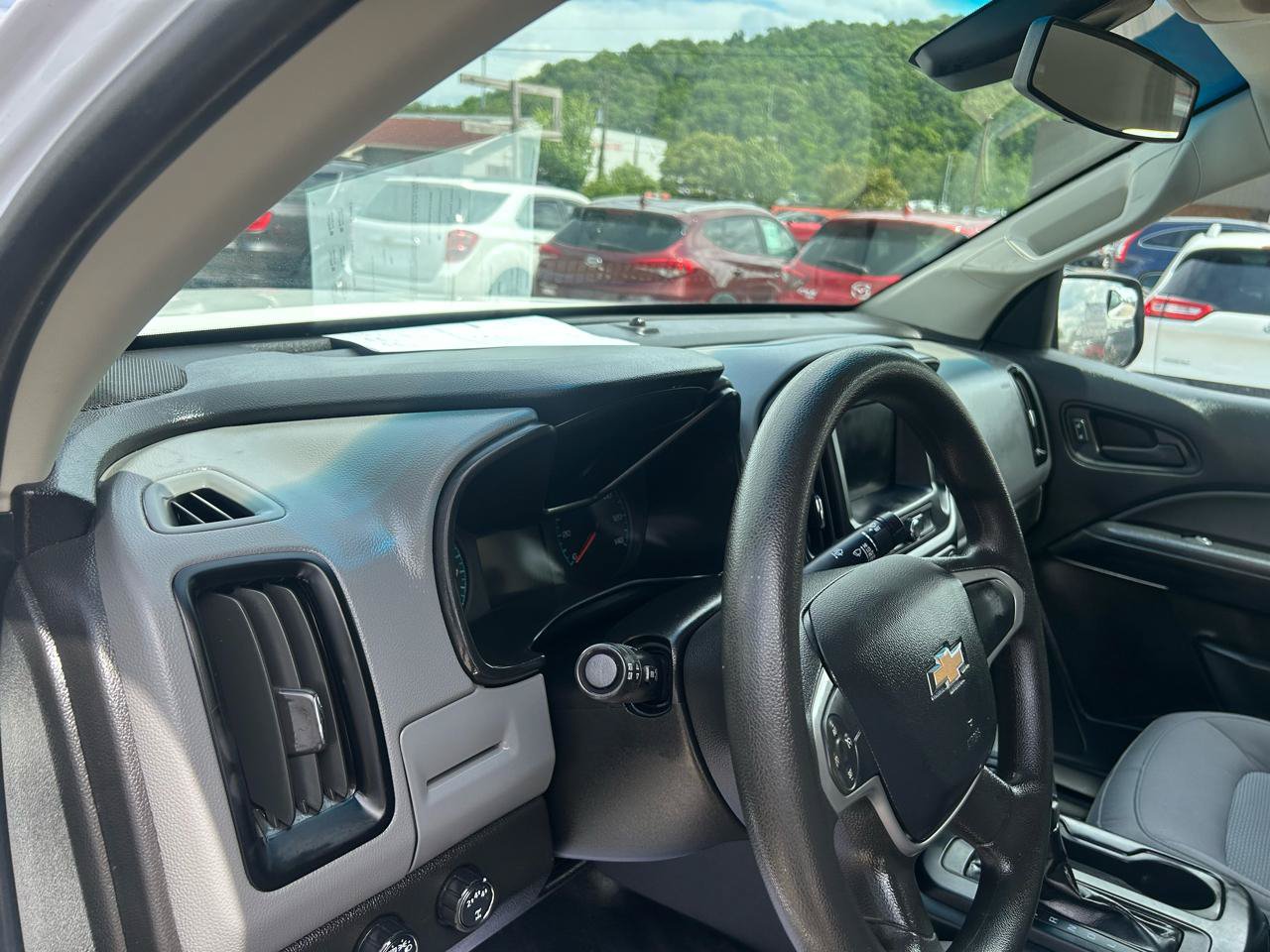 Used 2020 Chevrolet Colorado W/T w/ WT Convenience Package AWD/4WD image 18