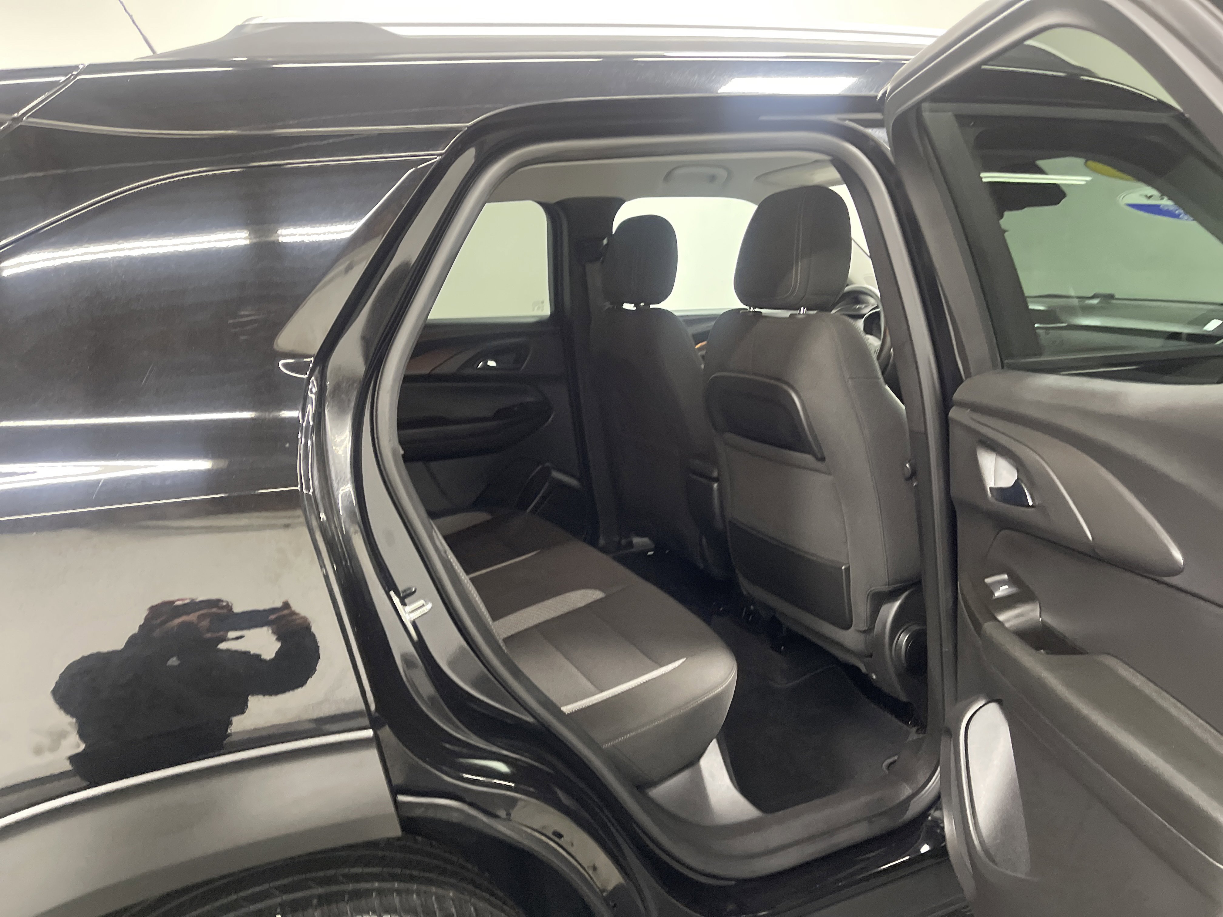 Used 2023 Chevrolet TrailBlazer LT w/ Convenience Package image 21