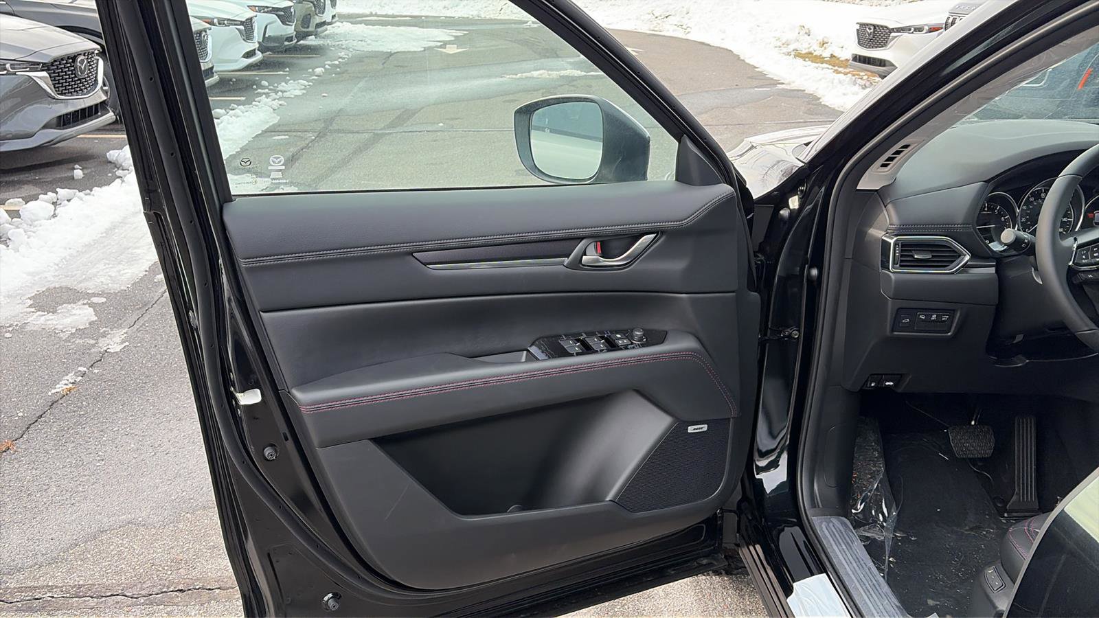 New 2025 MAZDA CX-5 Carbon Edition image 18