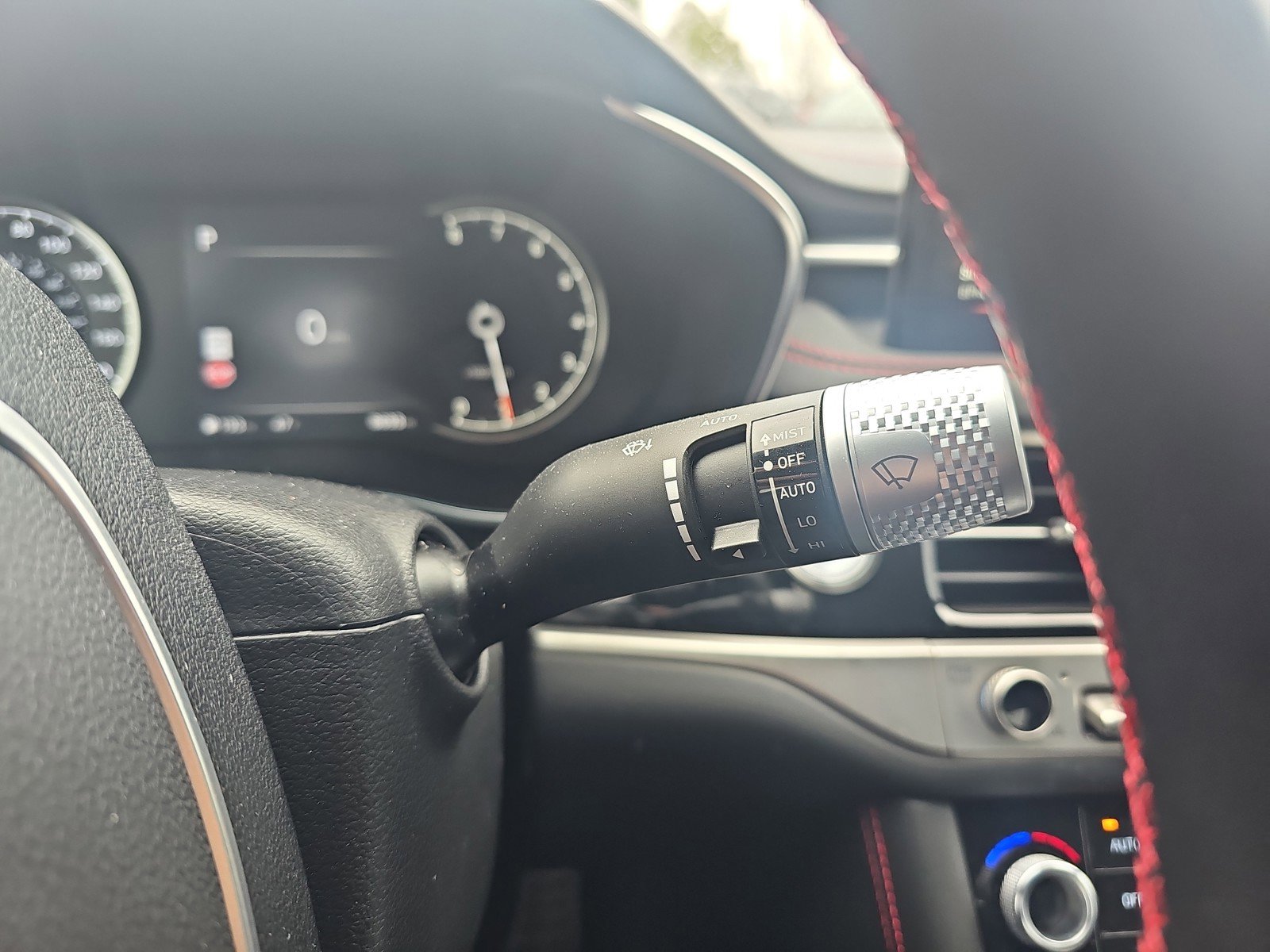 Used 2025 Genesis G70 2.5T w/ Sport Prestige Package image 23