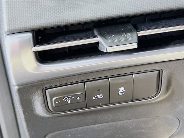 New 2025 Hyundai Santa Cruz SEL image 9