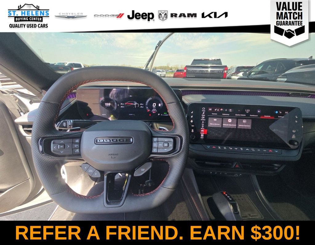 Used 2024 Dodge Charger Daytona Scat Pack w/ Plus Group AWD/4WD image 14