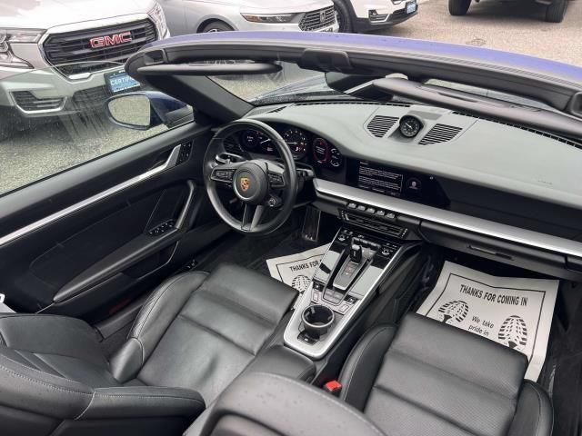 Used 2022 Porsche 911 Carrera RWD image 9