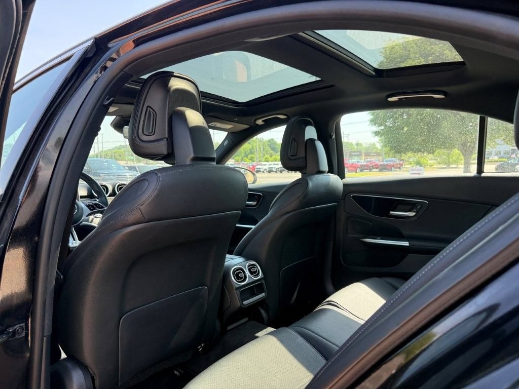 Used 2024 Mercedes-Benz C 300 Sedan image 14