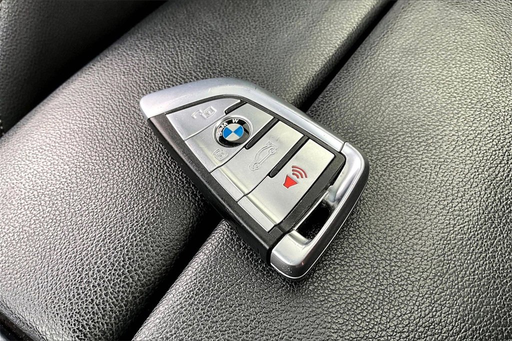 Used 2021 BMW X5 xDrive40i w/ Premium Package image 10