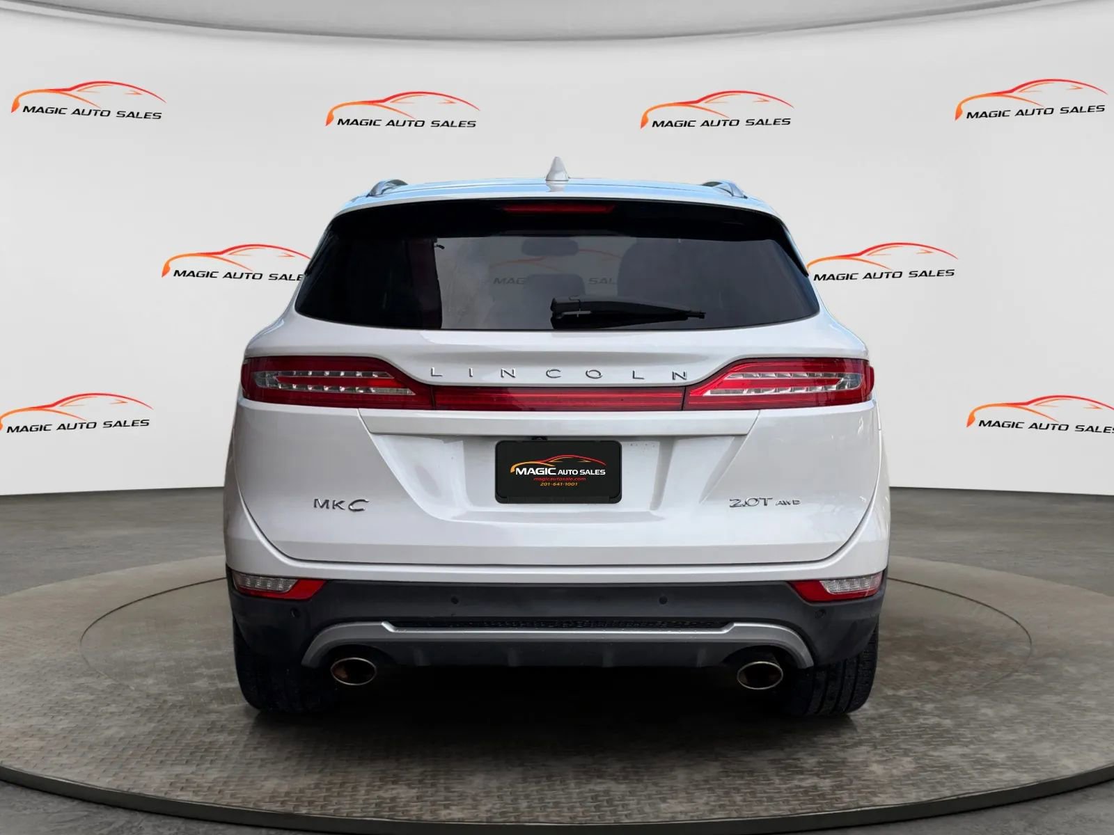 Used 2018 Lincoln MKC Reserve w/ Lincoln MKC Climate Package AWD/4WD image 9