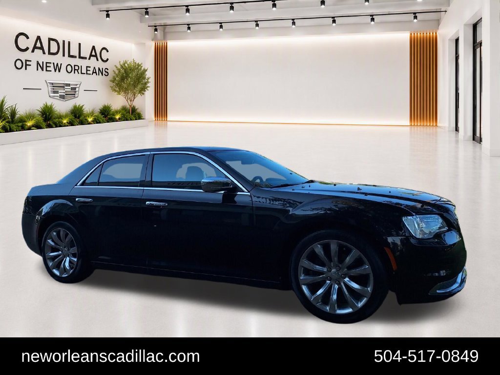 Used 2020 Chrysler 300 Touring w/ Chrome Appearance Package