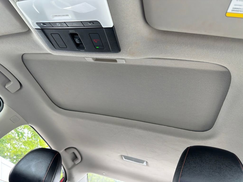 Used 2023 Nissan Sentra SR w/ SR Premium Package FWD image 42