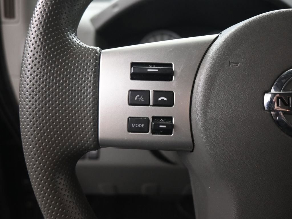 Used 2019 Nissan Frontier Desert Runner image 12