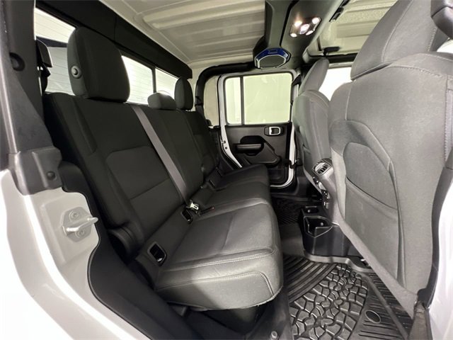 Used 2021 Jeep Gladiator Sport image 28