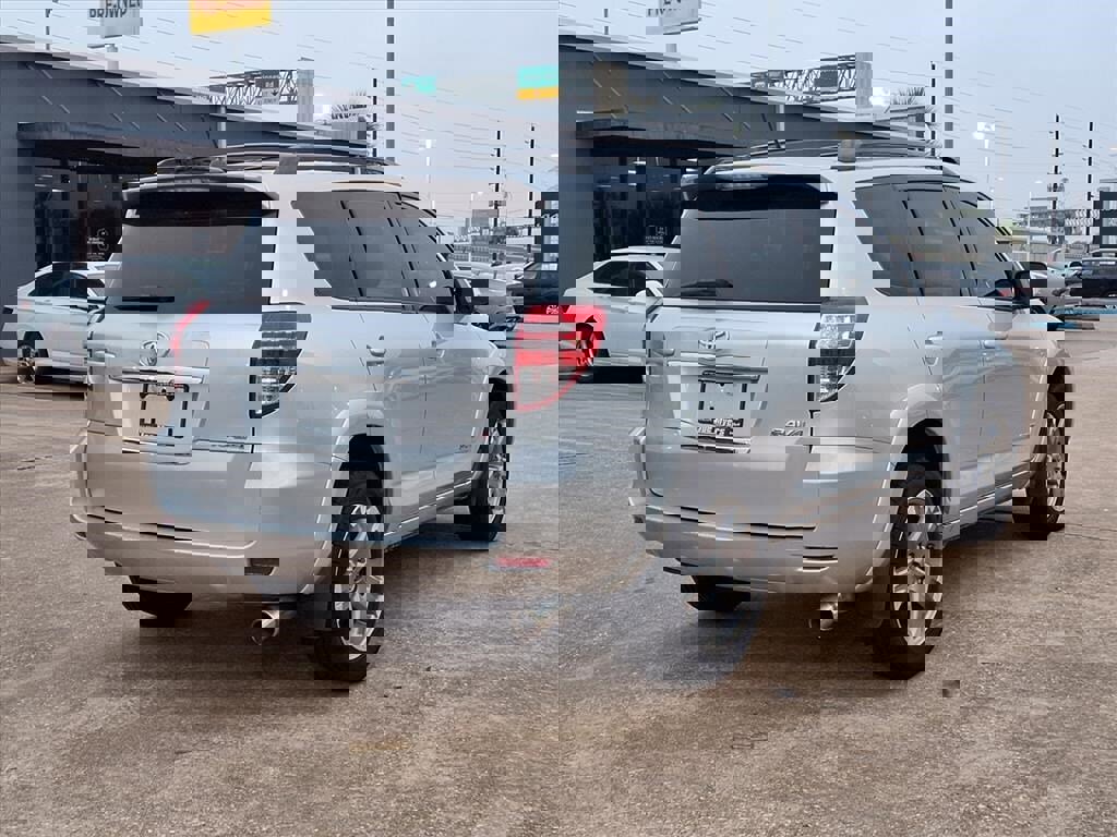 Used 2012 Toyota RAV4 Sport image 4