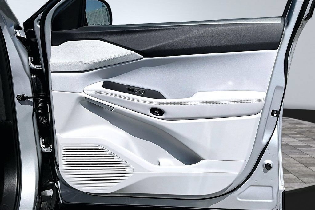 New 2026 Jeep Cherokee Laredo AWD/4WD image 15