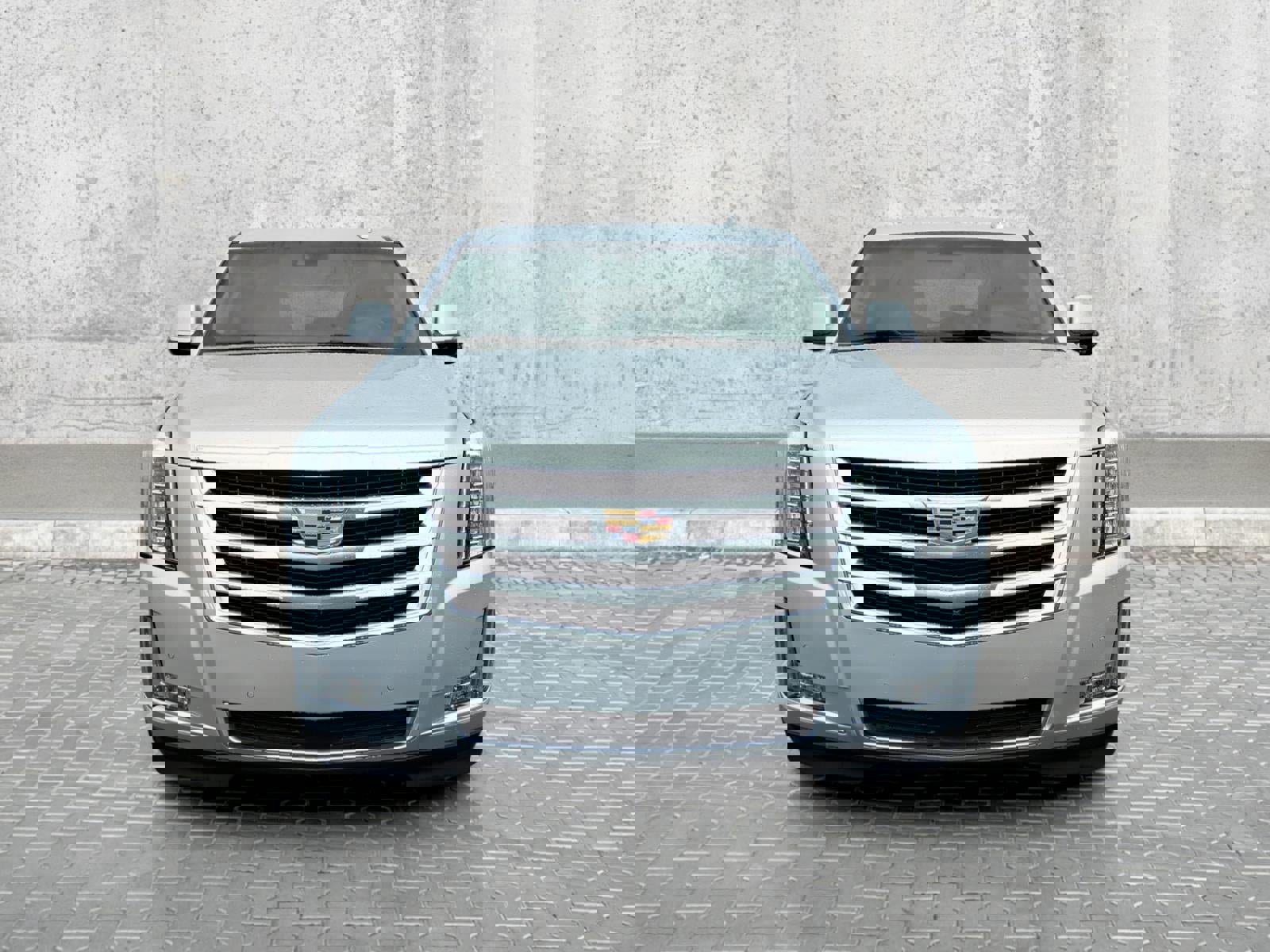 Used 2019 Cadillac Escalade Premium Luxury AWD/4WD image 3