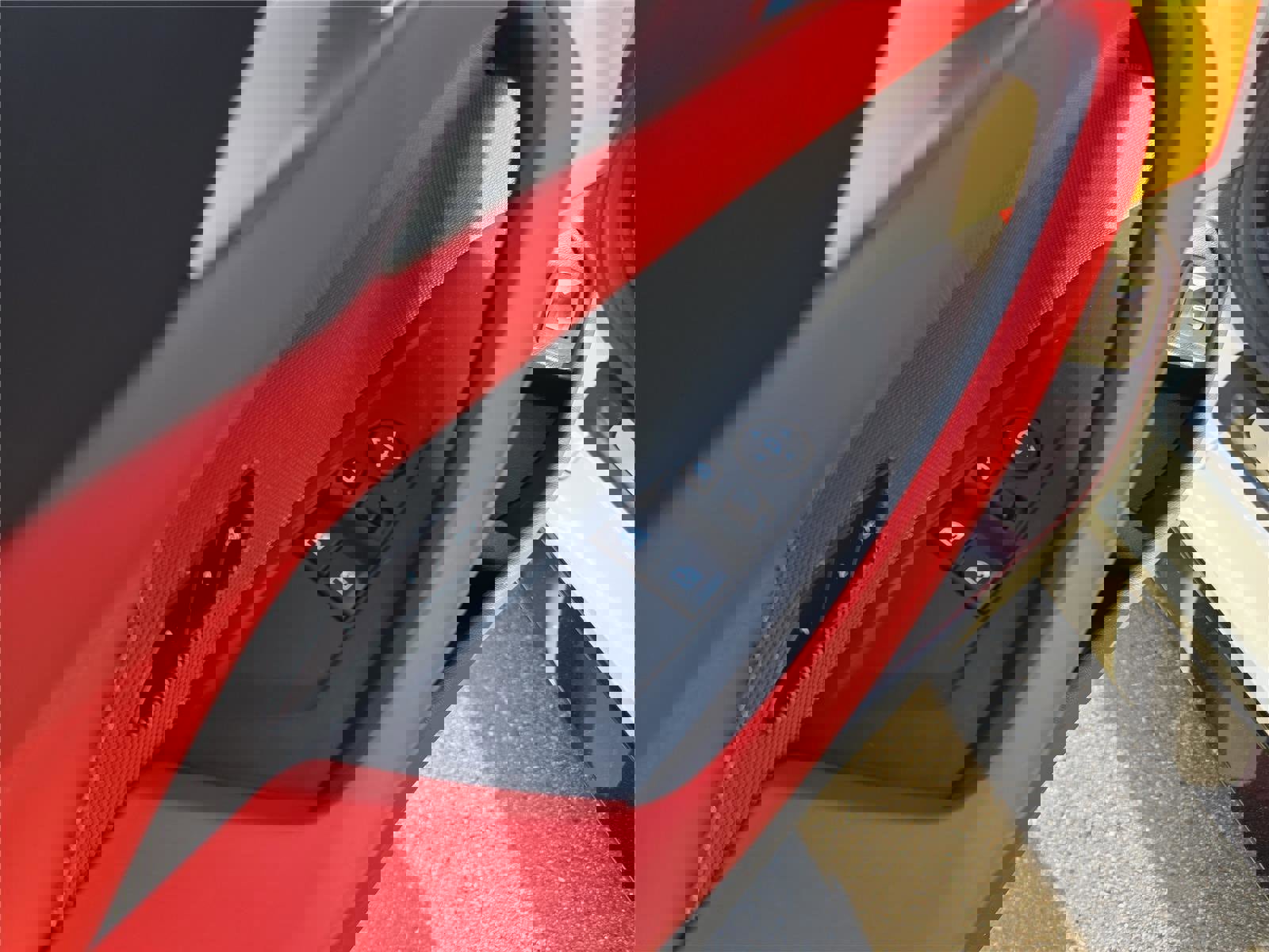 Used 2025 BMW M4 Coupe w/ Executive Package image 13