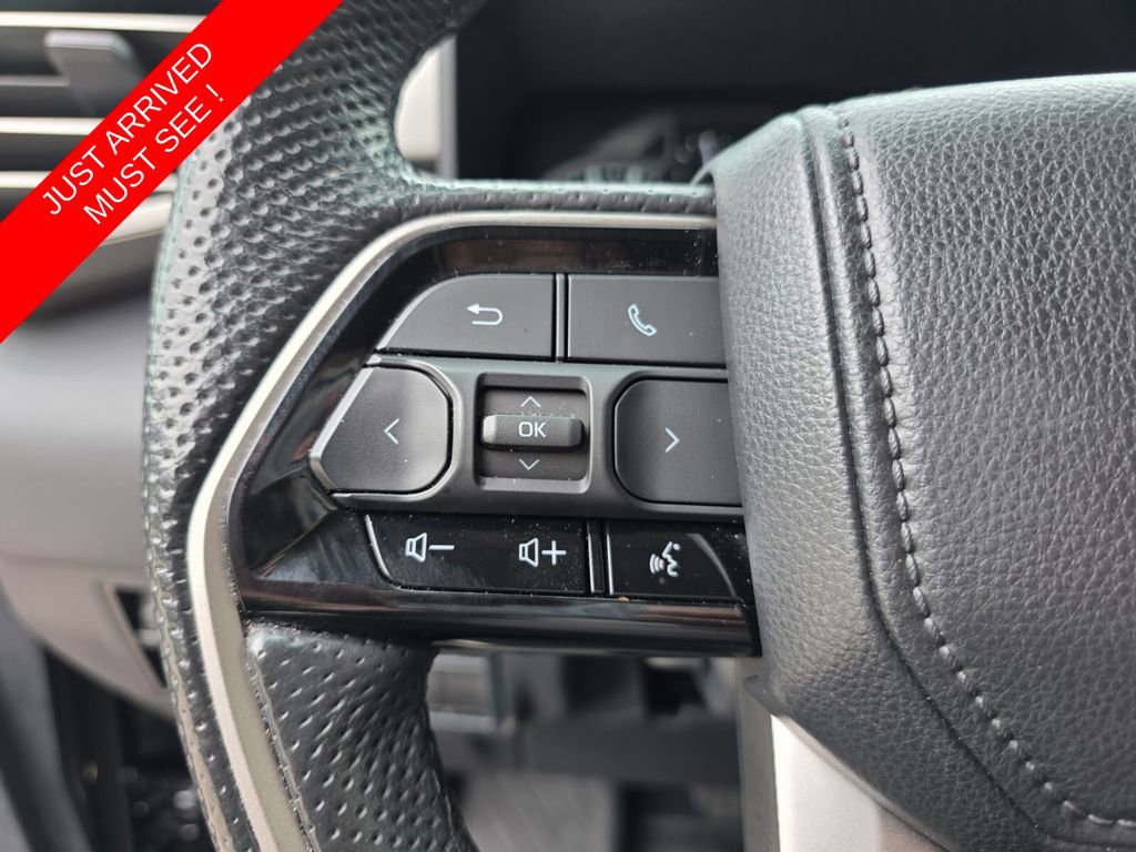 Used 2023 Toyota Tundra Limited image 29