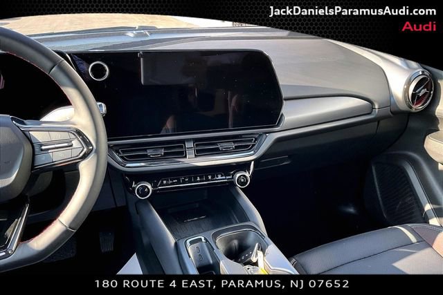 Used 2025 Chevrolet Equinox EV RS image 6